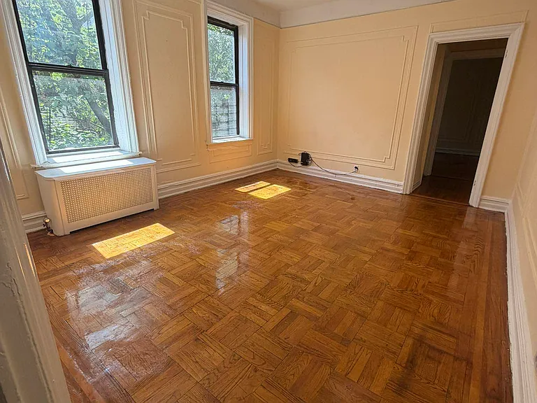 4530 Broadway #6E — Photo 3