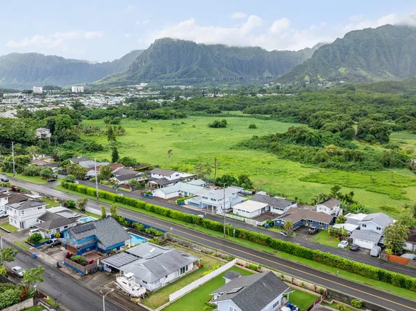 (undisclosed Address), Kaneohe, HI 96744