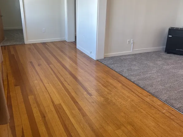 400 S 2nd St, Hamilton, ND 58238