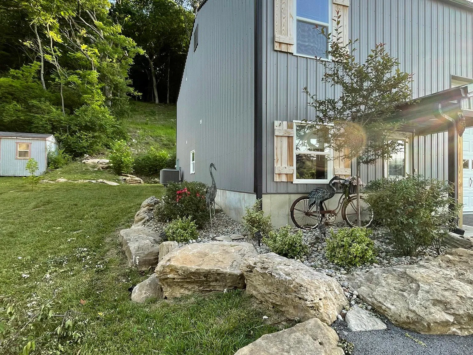 457 Romaine Creek Rd — Photo 4