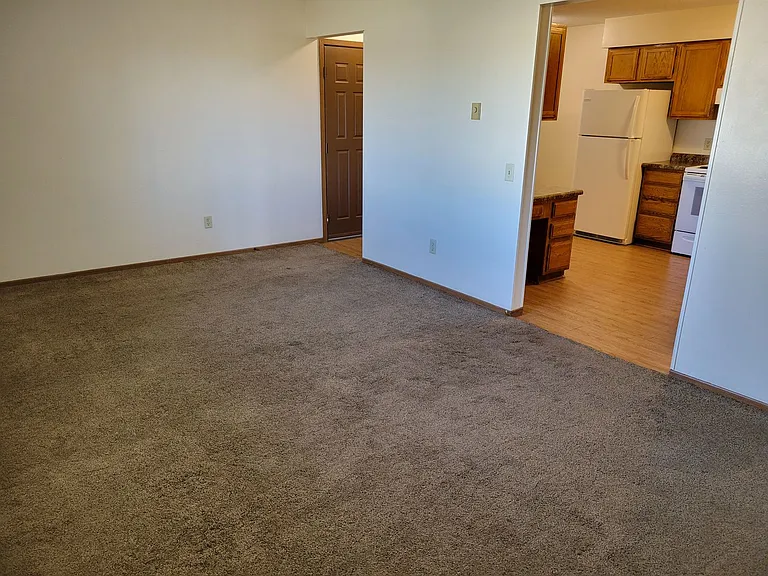 1607 Aspen Drive — Photo 8