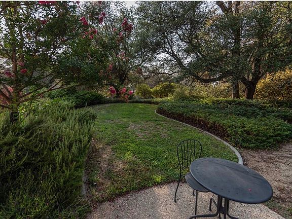 2nd image of 23630 Saint Andrews Ct