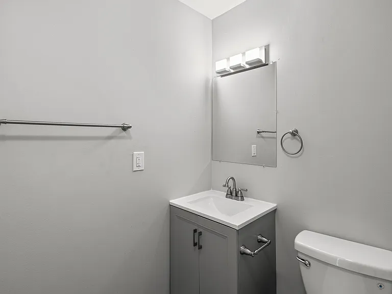 112 W Mulberry St #1 — Photo 14