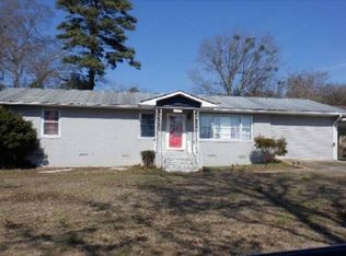 1111 Alpine Dr, Weaver, AL 36277