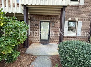 259 Olde Vineyard Ct, Winston Salem, NC 27104