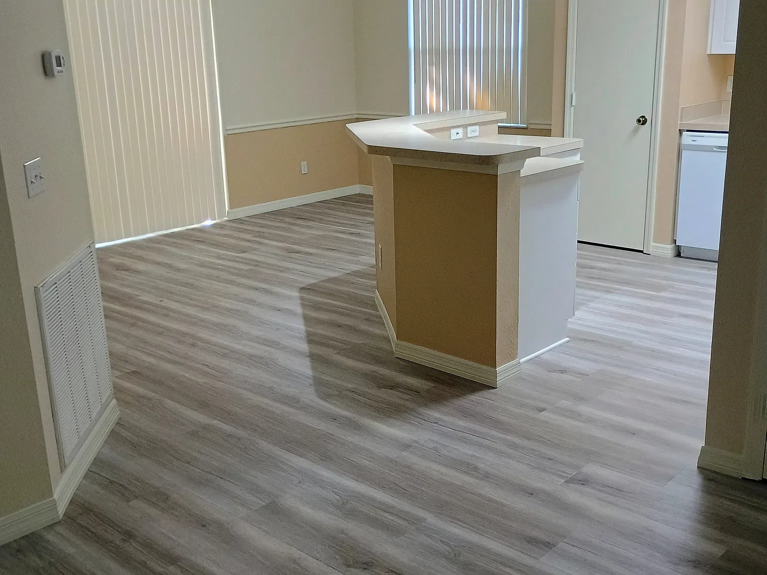 2 bed, 1160 sqft, $1,475 — Photo 4