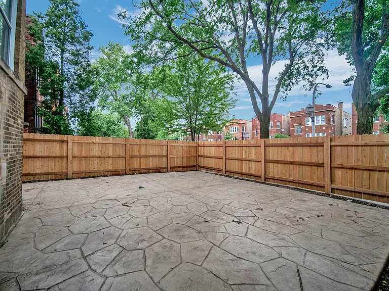 3234 W Waveland Ave #2 — Photo 28