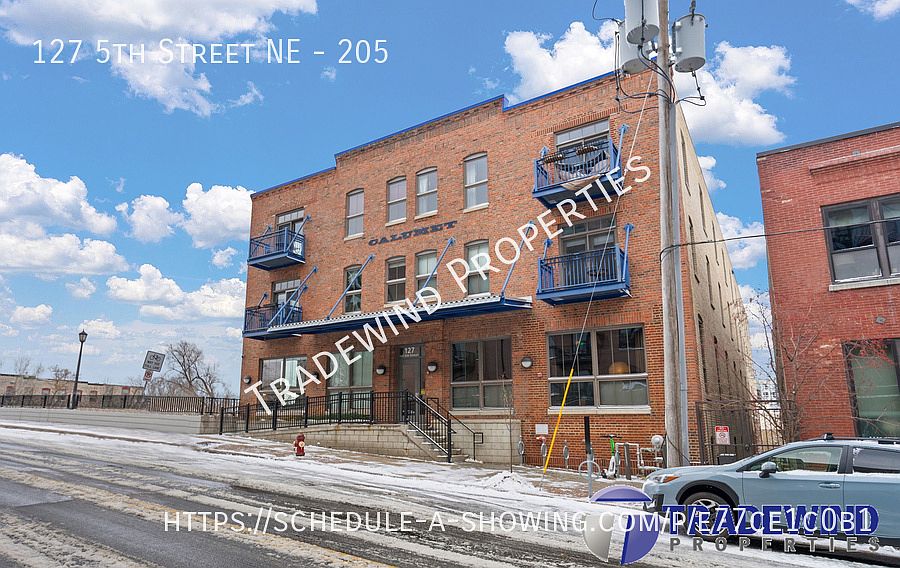1st image of 127 5th St NE APT 205