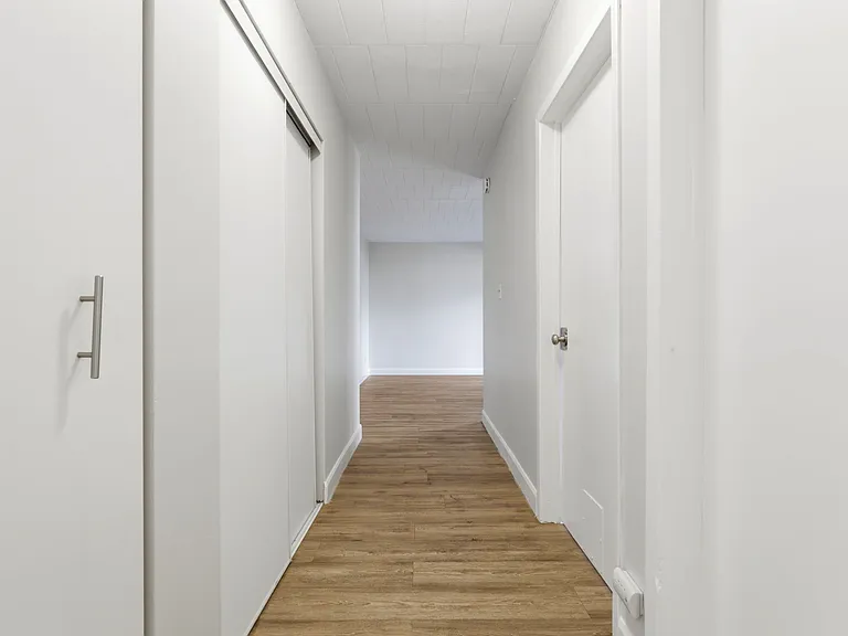 275 Askin Ave #605 — Photo 9