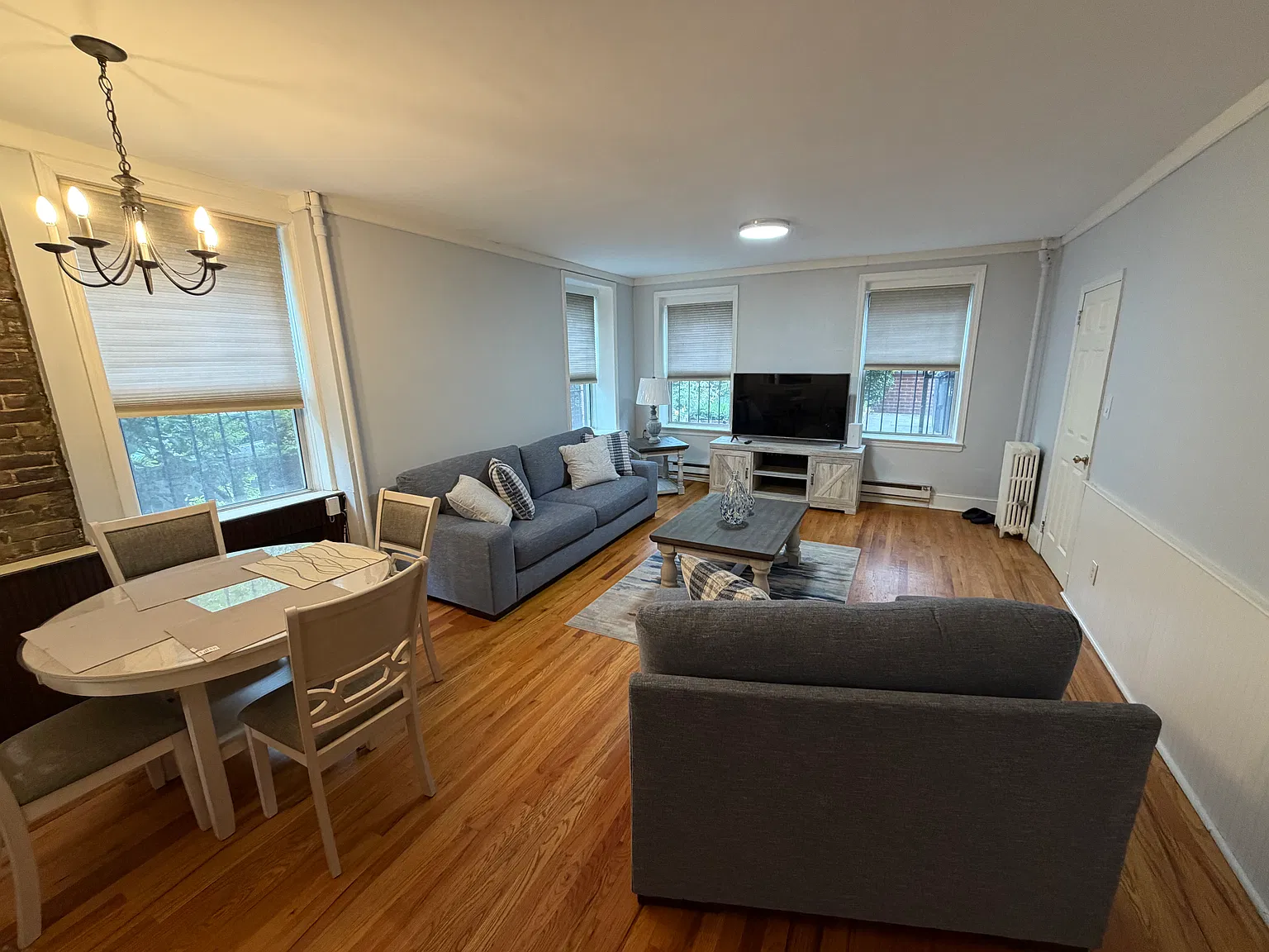 1 bed, 900 sqft, $3,100 — Photo 2
