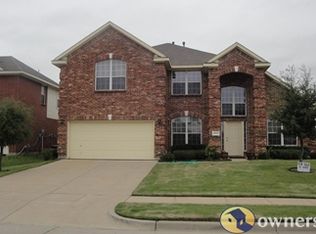 2424 Frontier Dr, Grand Prairie, TX 75052