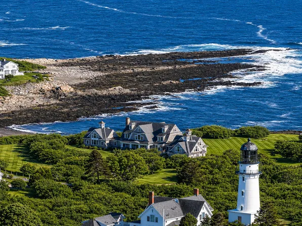 19 Cunner Lane, Cape Elizabeth, ME 04107