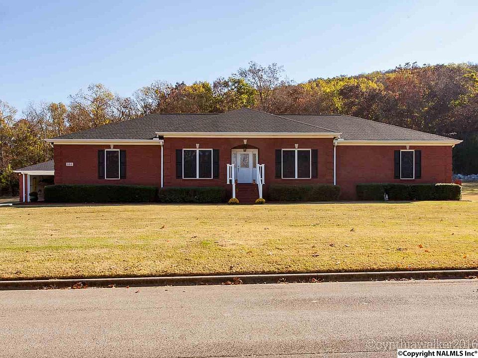 1st image of 144 Woodland Hills Pl