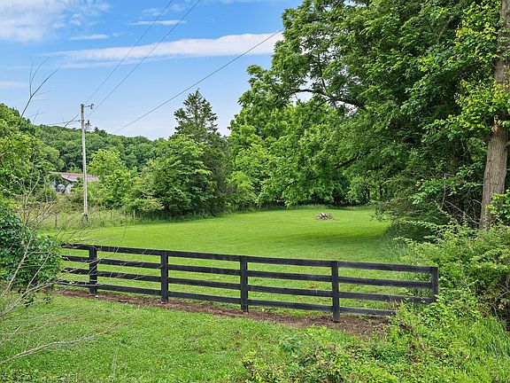 4th image of 1780 Molly Hollow Rd