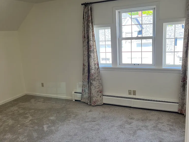 115 Park St — Photo 8