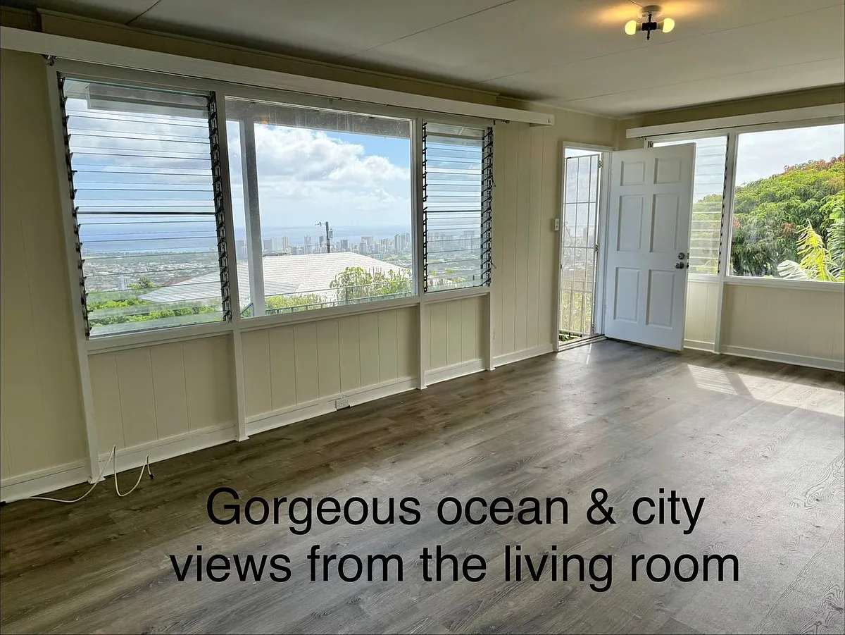 Building Photo - 3670 Hilo Pl
