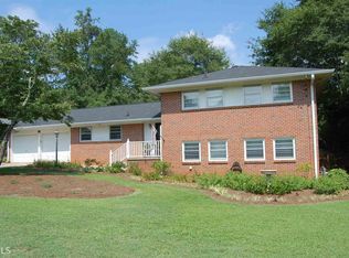 221 Burke Cir, McDonough, GA