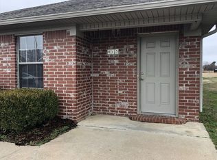 413 Middle Rd #413, Conway, AR 72032