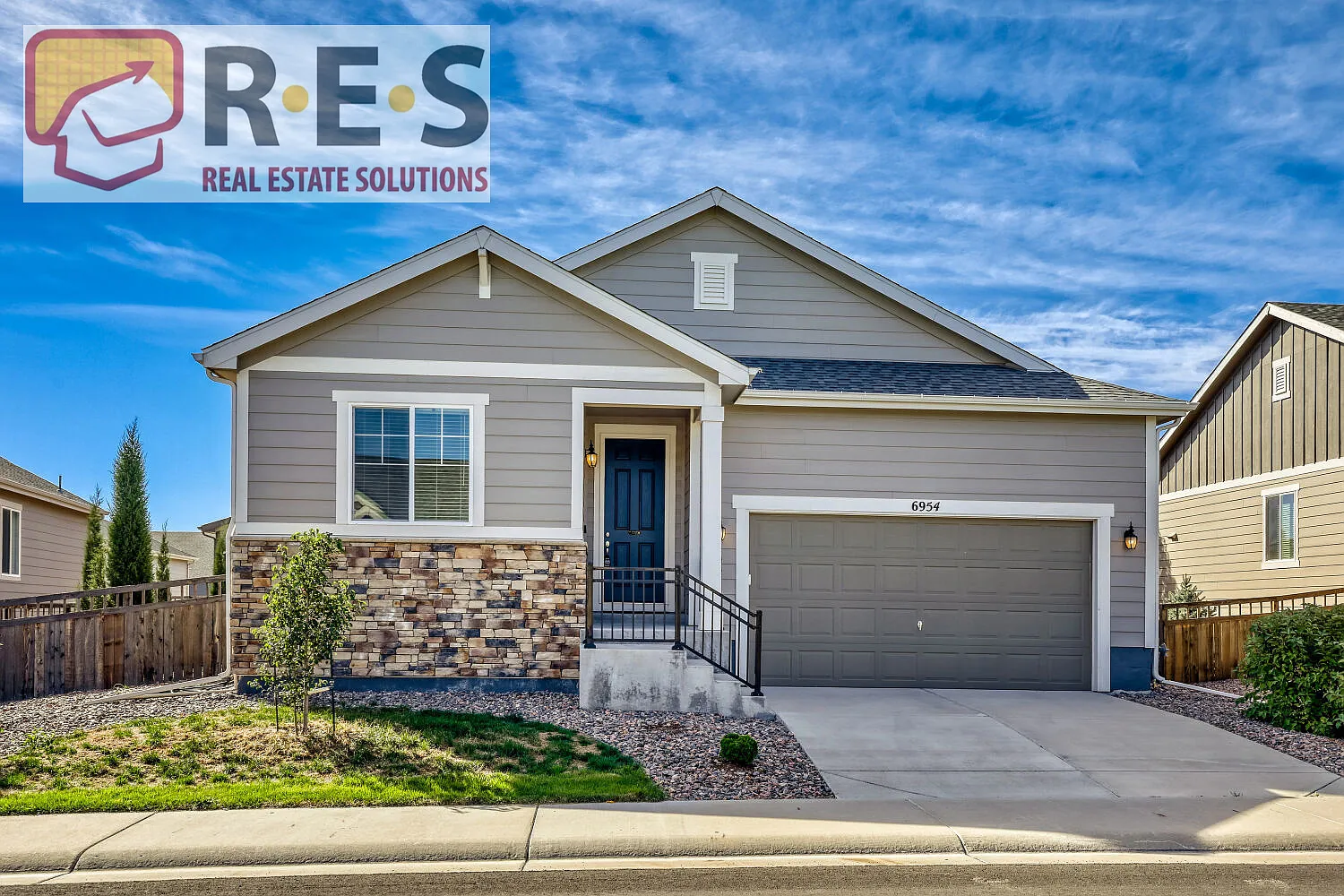5 bed, 3862 sqft, $3,595 — Photo 1