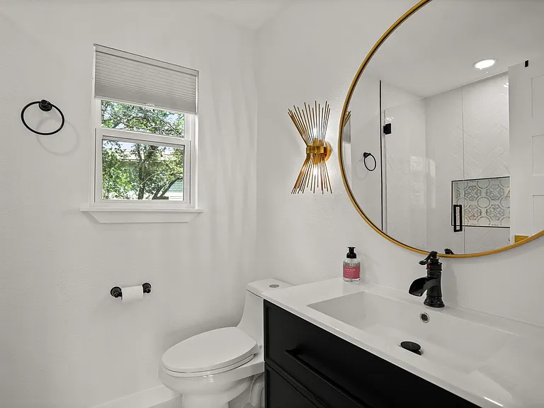 3904 Highland Dr — Photo 36