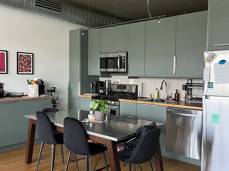 1410 NW Kearney St #920 — Photo 10