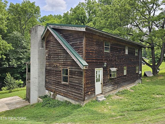 4th image of 264 Old Long Hollow Rd