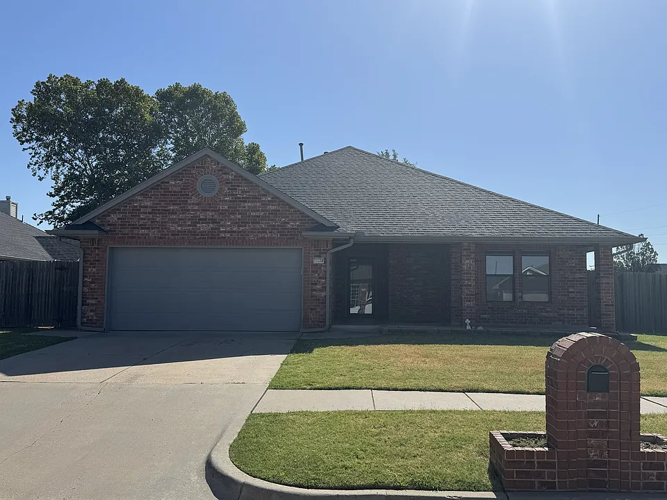 13320 Cayman Ln
