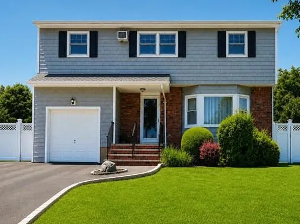 66 Wolcott Road, Levittown, NY 11756