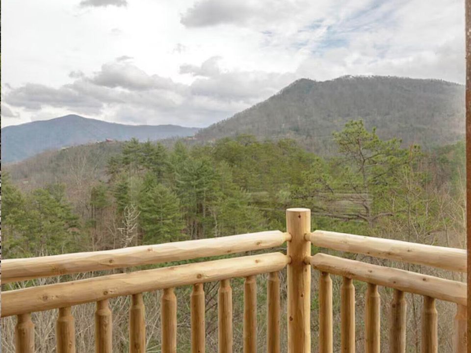 7th image of 909 Fawn Hollow Trl