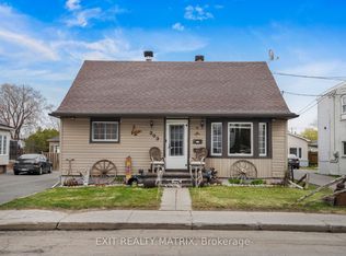 303 Kipling St, Hawkesbury, ON K6A 2N3