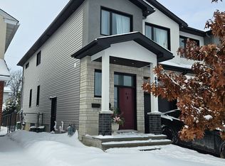 846 AA Alpine Ave, Ottawa, ON K2B 5R6