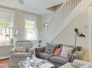 2005 37th St NW, Washington, DC 20007