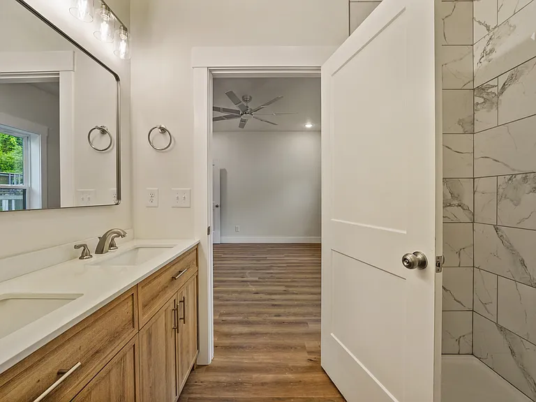 1308 Ezell St NE — Photo 15