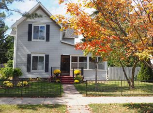 310 S Main St, Perry, MI 48872