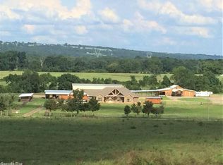 210 Old Baptist Cemetary Rd, Russellville, AR 72802