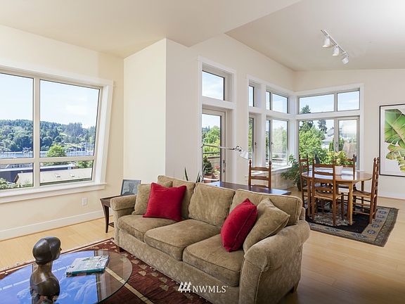 3rd image of 123 Bjune Drive SE #303