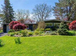 9 Summerhayes Cres, Brantford, ON N3R 5H9