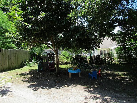 3rd image of 1807 N 6th St