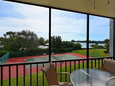 1624 Stickney Point Rd APT 305, Sarasota, FL, 34231