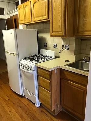 Rented by Makover Group Inc | media 11