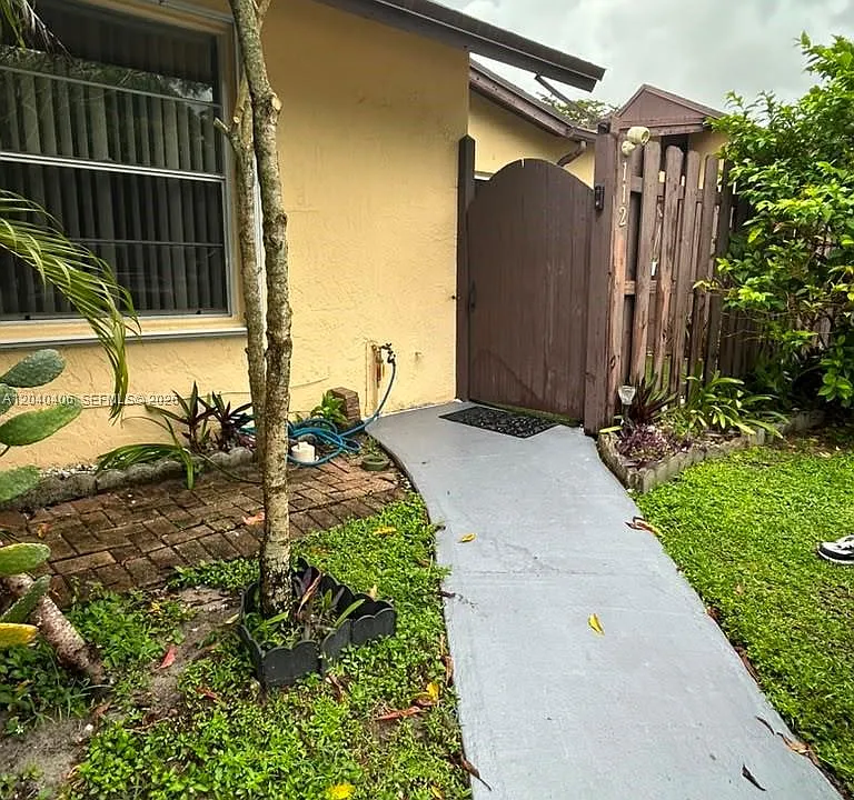 112 Fox Rd #2-50