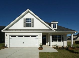 402 Topcrest Ln, Moncks Corner, SC 29461