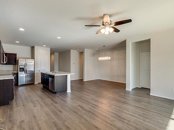 5th image of 11231 E Cliffrose Ln