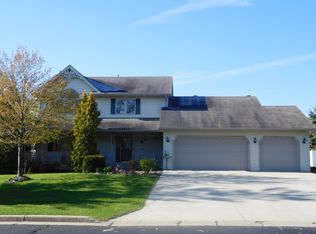 105 13th Ave, Union Grove, WI 53182