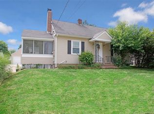 63 2nd St, Suffield, CT 06078