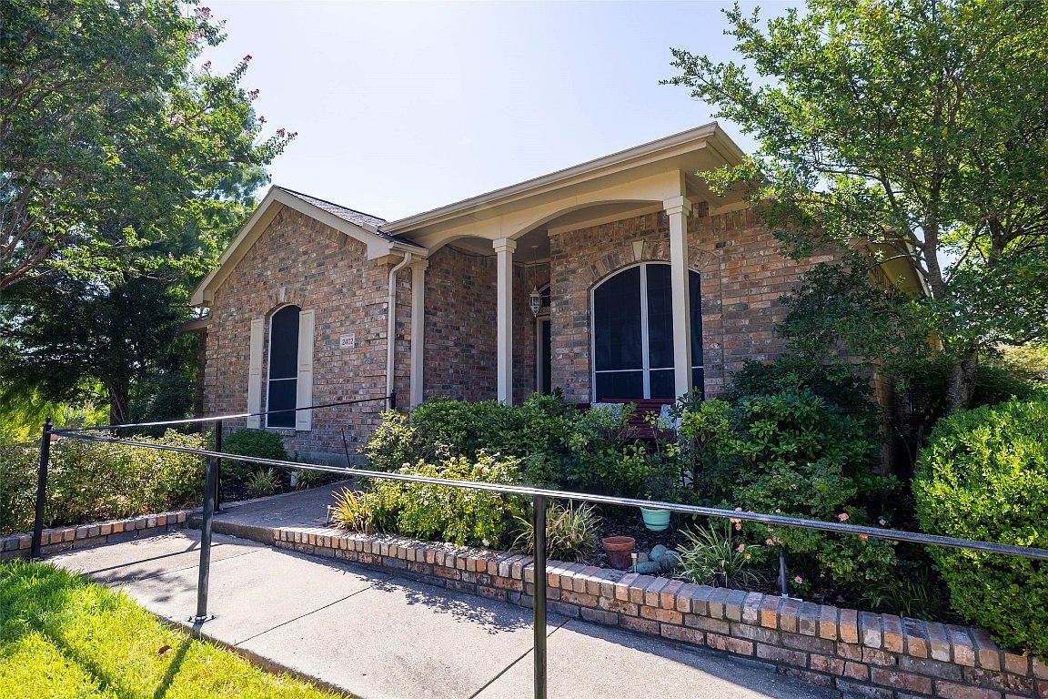 2402 Decoy Dr, Mesquite, TX 75181 Zillow
