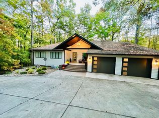 405 Timber Ln, Matthews, NC 28104