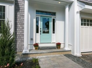 35 Fisher St, Natick, MA 01760
