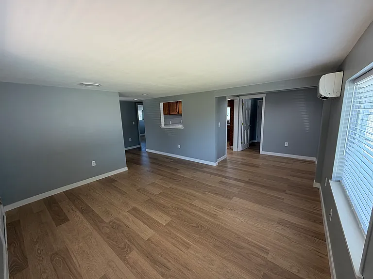 809 Stanton Ave — Photo 11