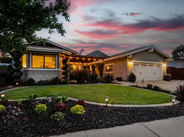 16761 Willow Creek Dr, Morgan Hill, CA 95037